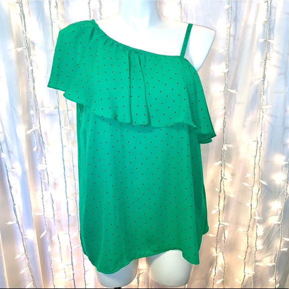 TORRID ⭐️ Green Dot Ruffled One-Shoulder Blouse - Picture 4 of 12